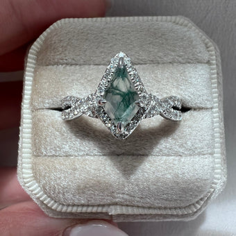 Kite Moss Agate Engagement Ring - Gemstone Engagement Ring